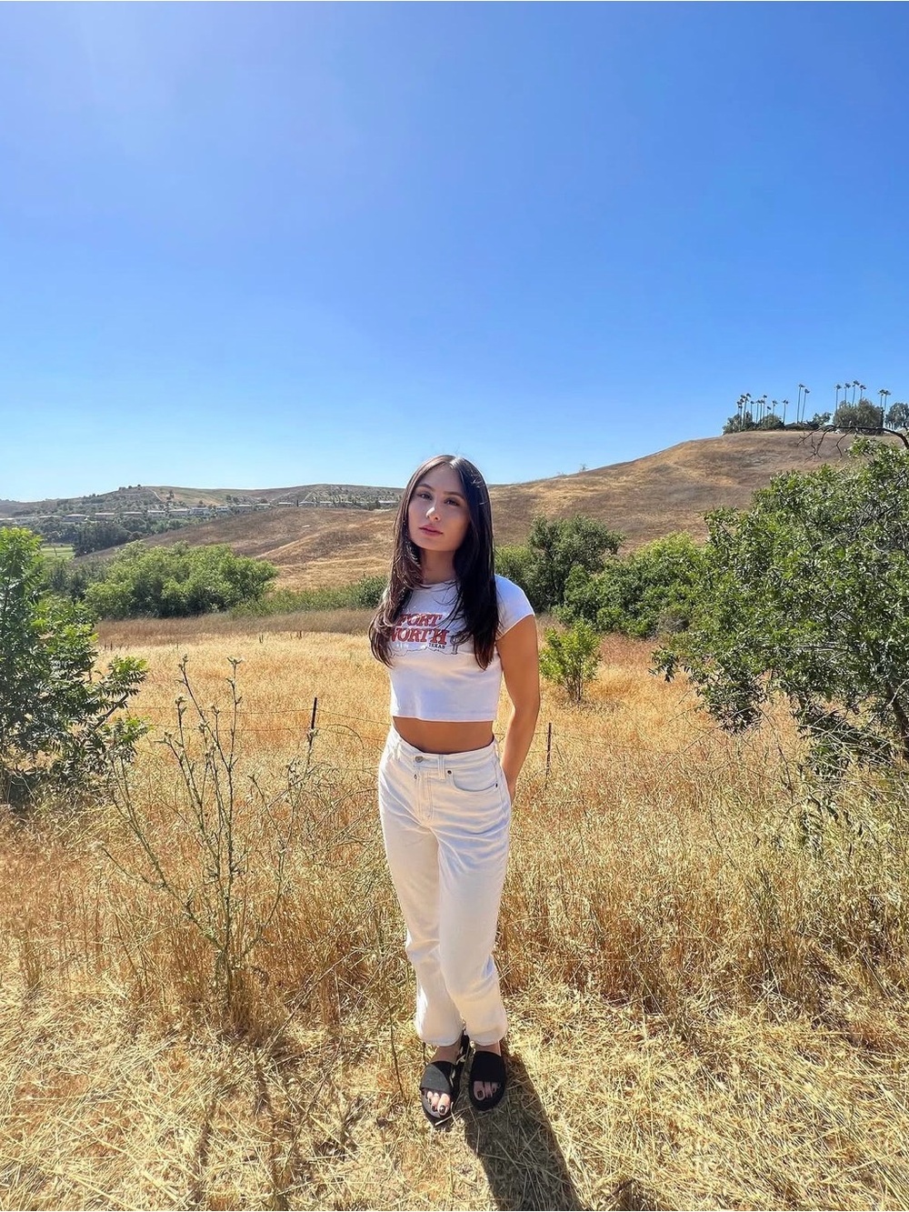Abercrombie & Fitch White High-Waist Pants